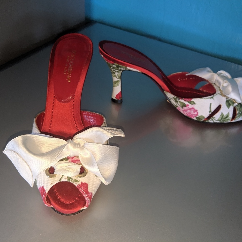 Dolce & Gabbana 37 1/2 New Floral Sandal
